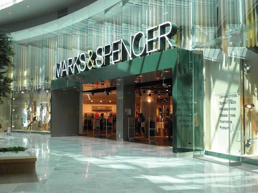 Prodejna Marks&Spencer | fklisty.cz dřevěné listy